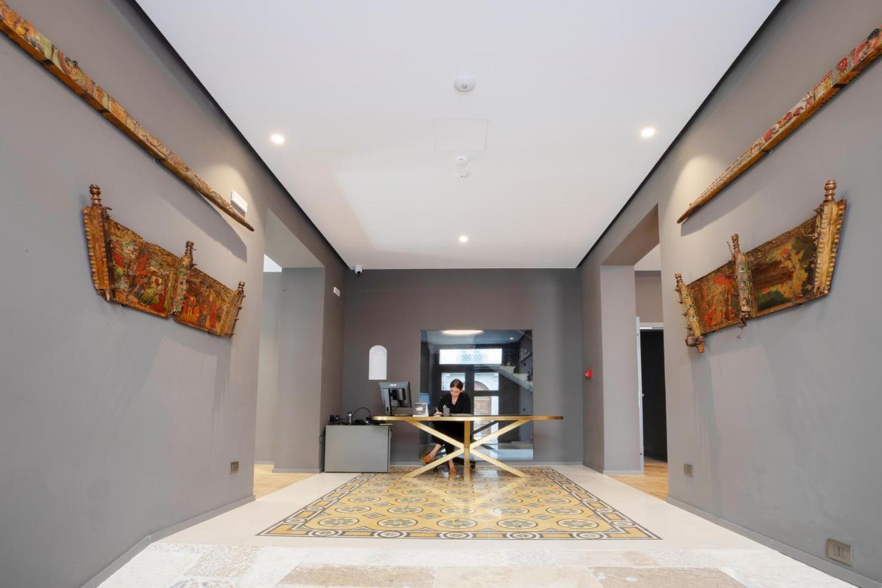 Re Sale Boutique Hotel Trapani Exterior photo